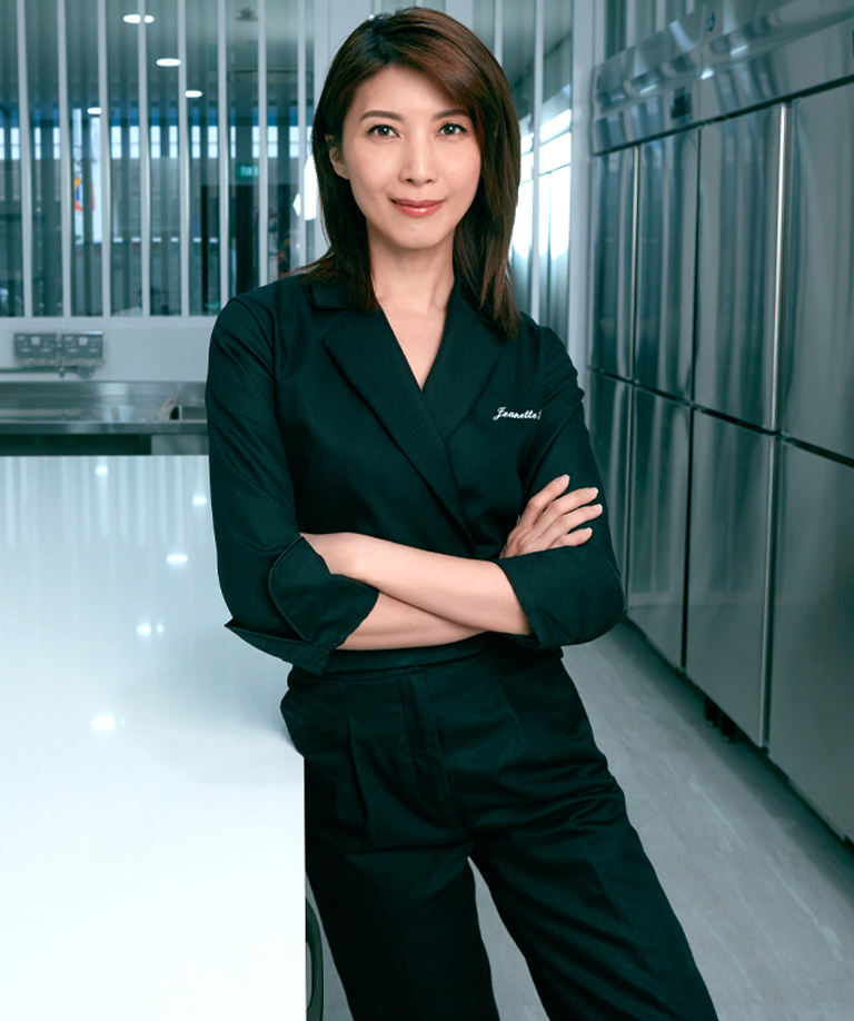 ジネット・アウ 氏