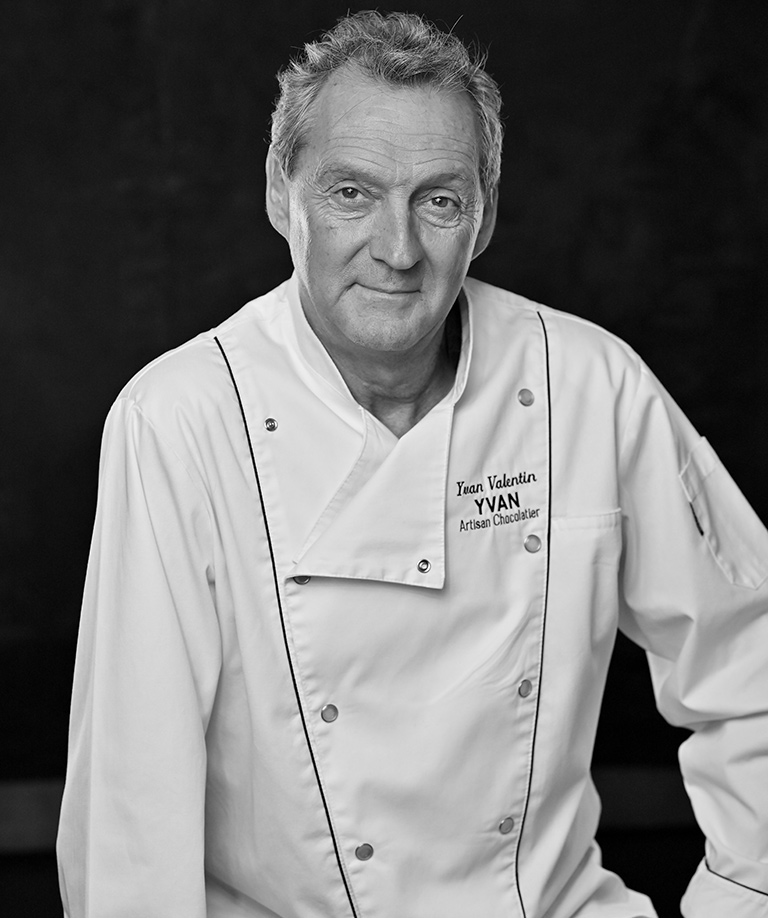 〈YVAN VALENTIN(イヴァン・ヴァレンティン)〉イヴァン・ヴァレンティン