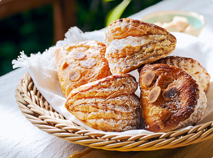 〈ツマガリ〉本店・通販限定アマンドパイ特別販売