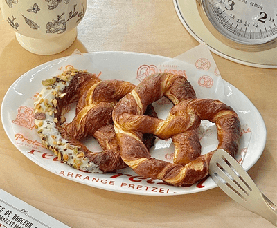 Petit Pretzel / coucou amande