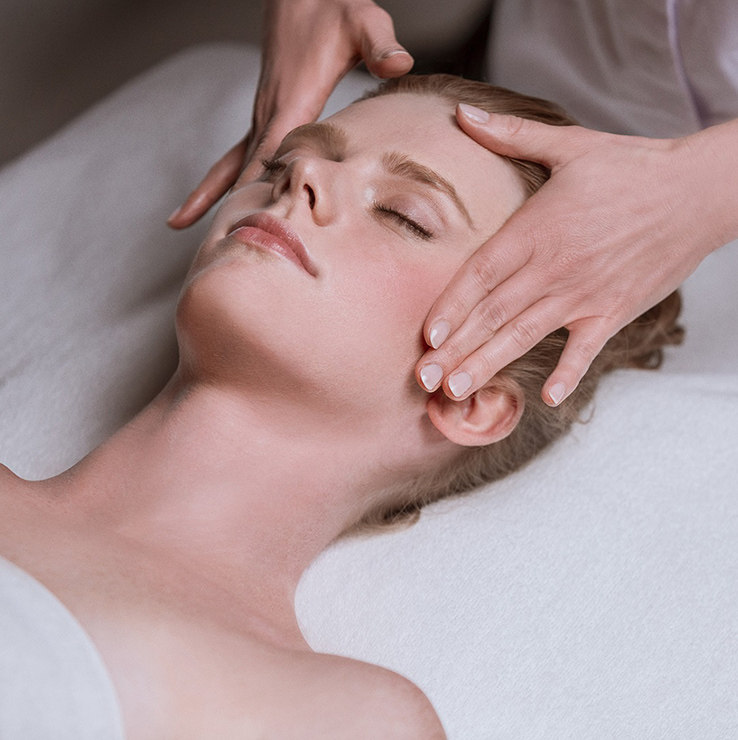 〈ご予約制〉ラウンジご利用者様限定〈シスレー〉スキンケア体験会