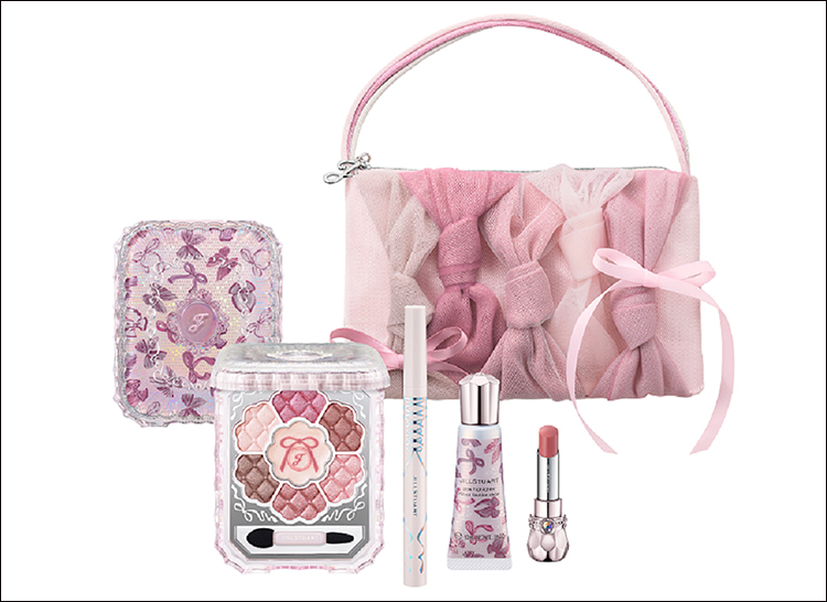 〈ジルスチュアート〉リボンファッションショー コレクション