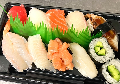 〈大水直売〉本マグロ入り にぎり盛り合わせ