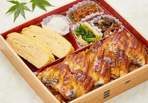 〈鶏乃物語〉出汁巻とうなぎ弁当