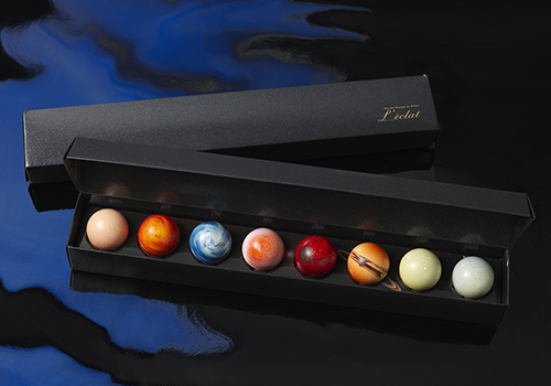 〈ショコラブティックレクラ〉惑星8個入り