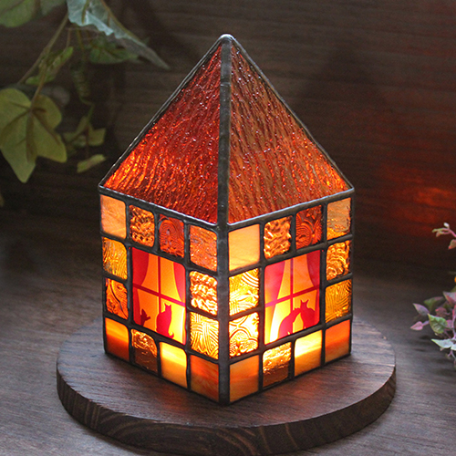 にゃんともきれいなガラス