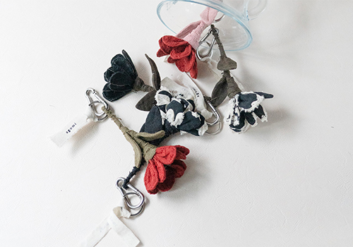 〈agumi〉FABRIC FLOWER Key ring